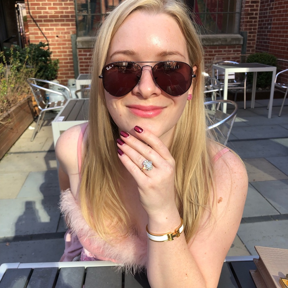 Meet your Posher, Stephanie
